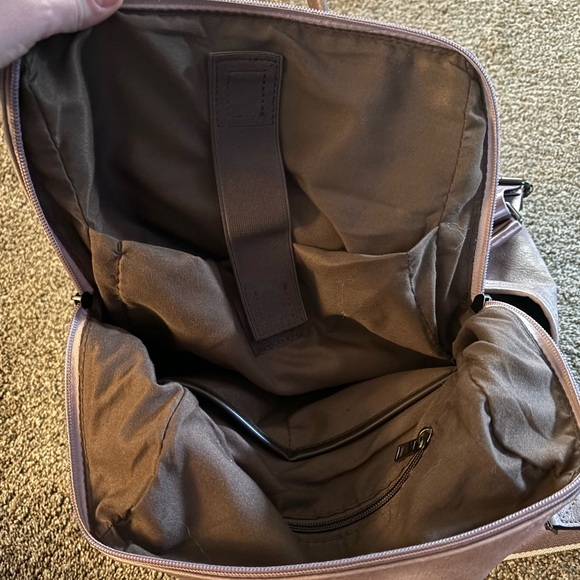 Purple backpack - Picture 2 of 6